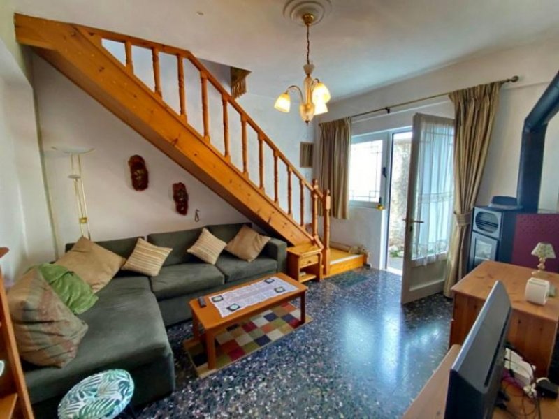 Kritsa Kreta, Kritsa: Drei-stöckiges Dorfhaus mit zwei Schlafzimmern und schöner Aussicht Haus kaufen